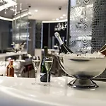Hotel Aura Adults Only