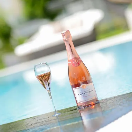 Hotel Aura Adults Only 4*