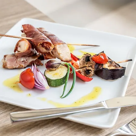 فندق Aura Adults Only بالاتونفوريد