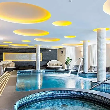 Aura Adults Only 4* Balatonfüred