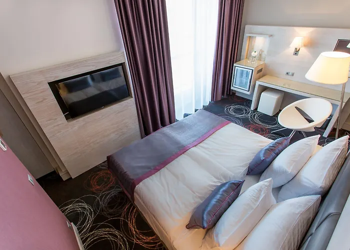Aura Adults Only 4* Балатонфюред