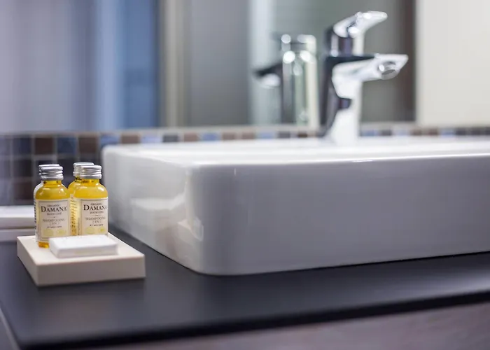 ホテル Aura Adults Only 4*