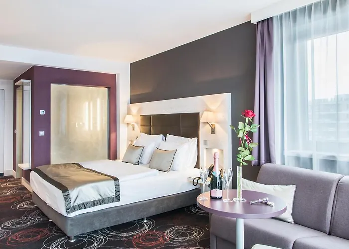 Aura Adults Only Otel